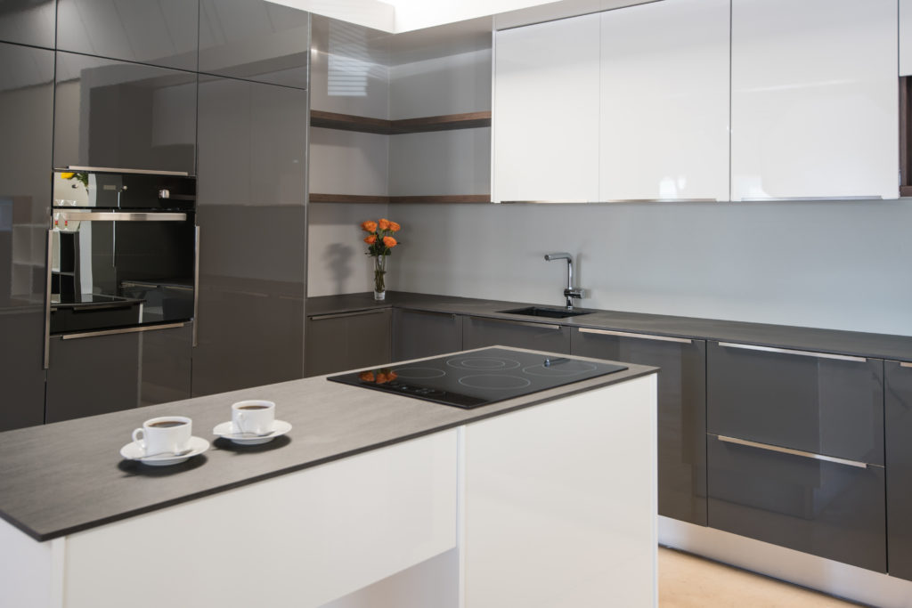 To handle or not to handle… - Synergy Cabinets To handle or not to handle… - Synergy Cabinets